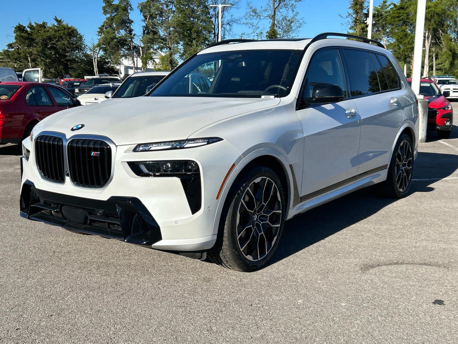 2025 BMW X7 M60i 7