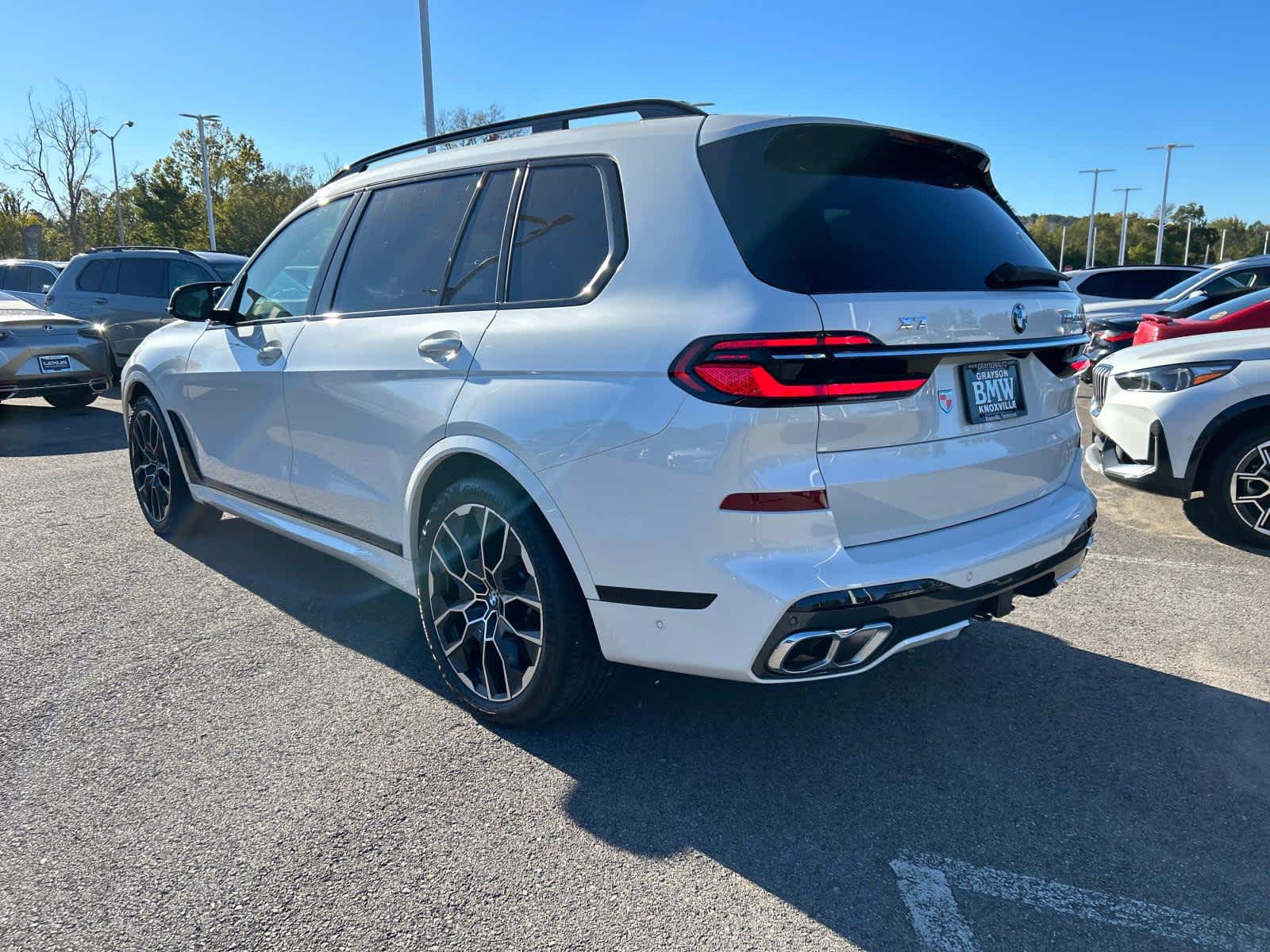 2025 BMW X7 M60i 5