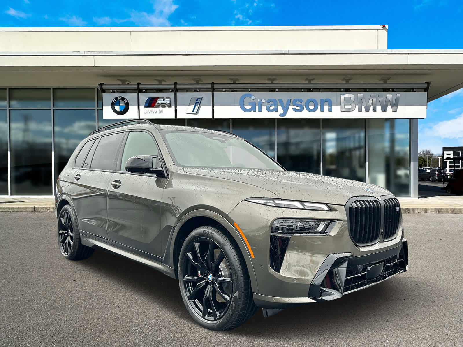 2025 BMW X7 M60i 1