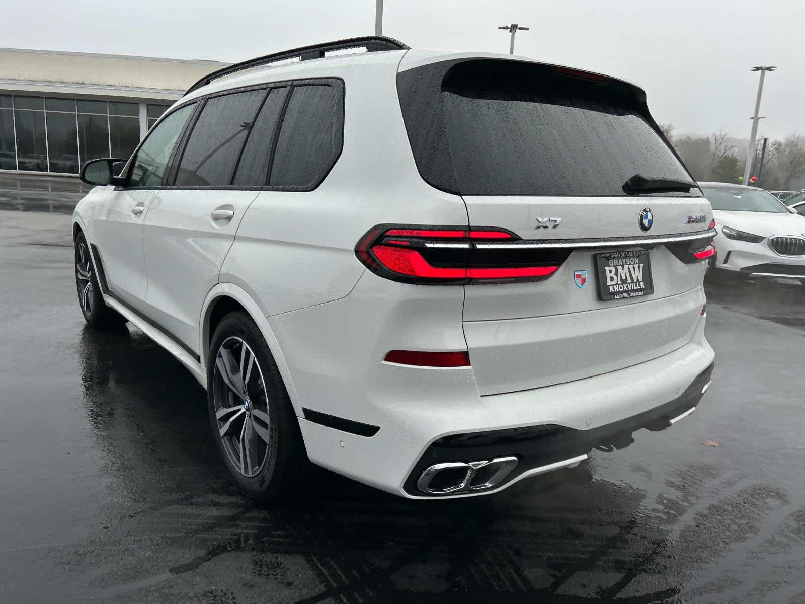 2025 BMW X7 M60i 5