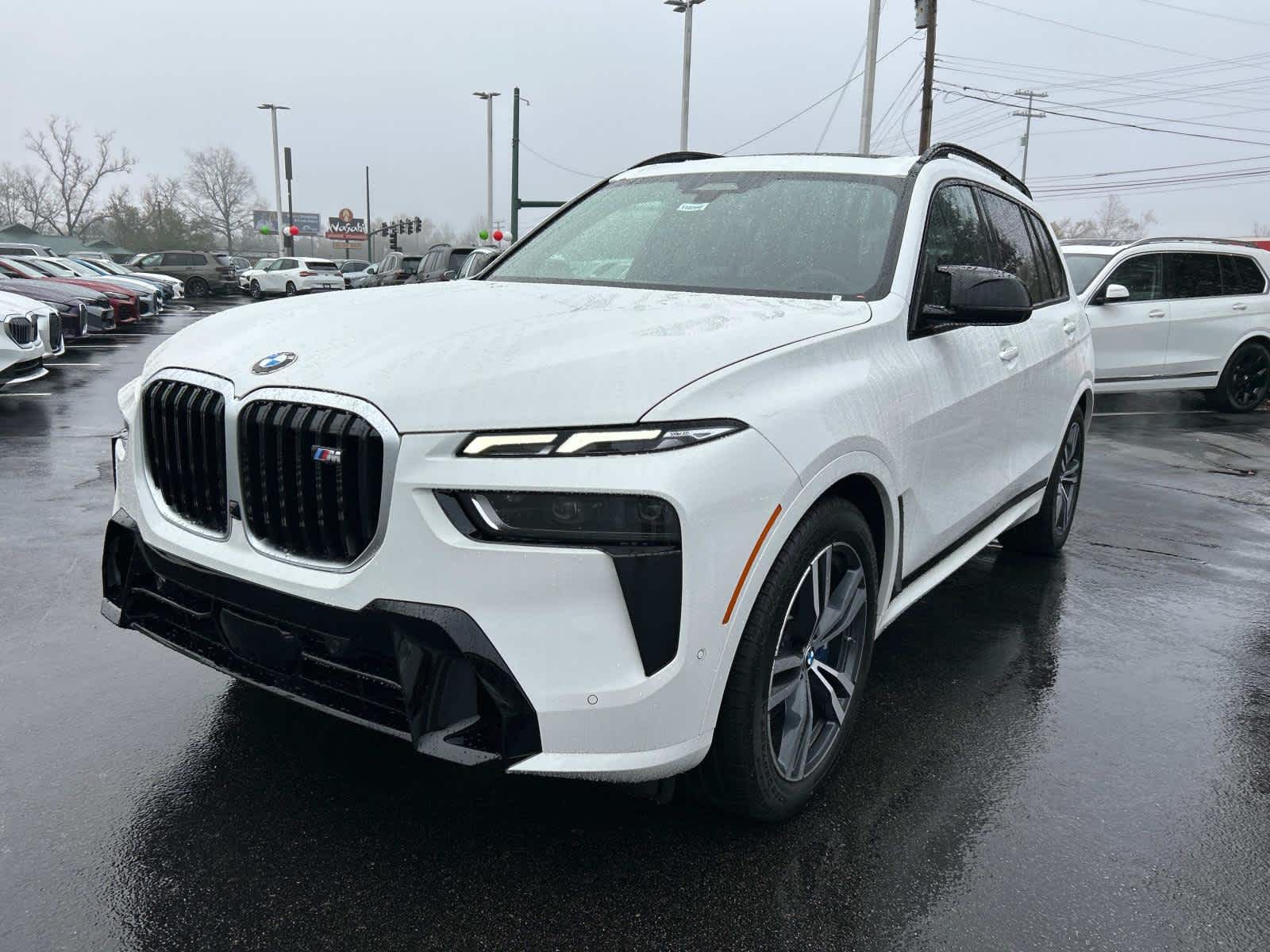 2025 BMW X7 M60i 7