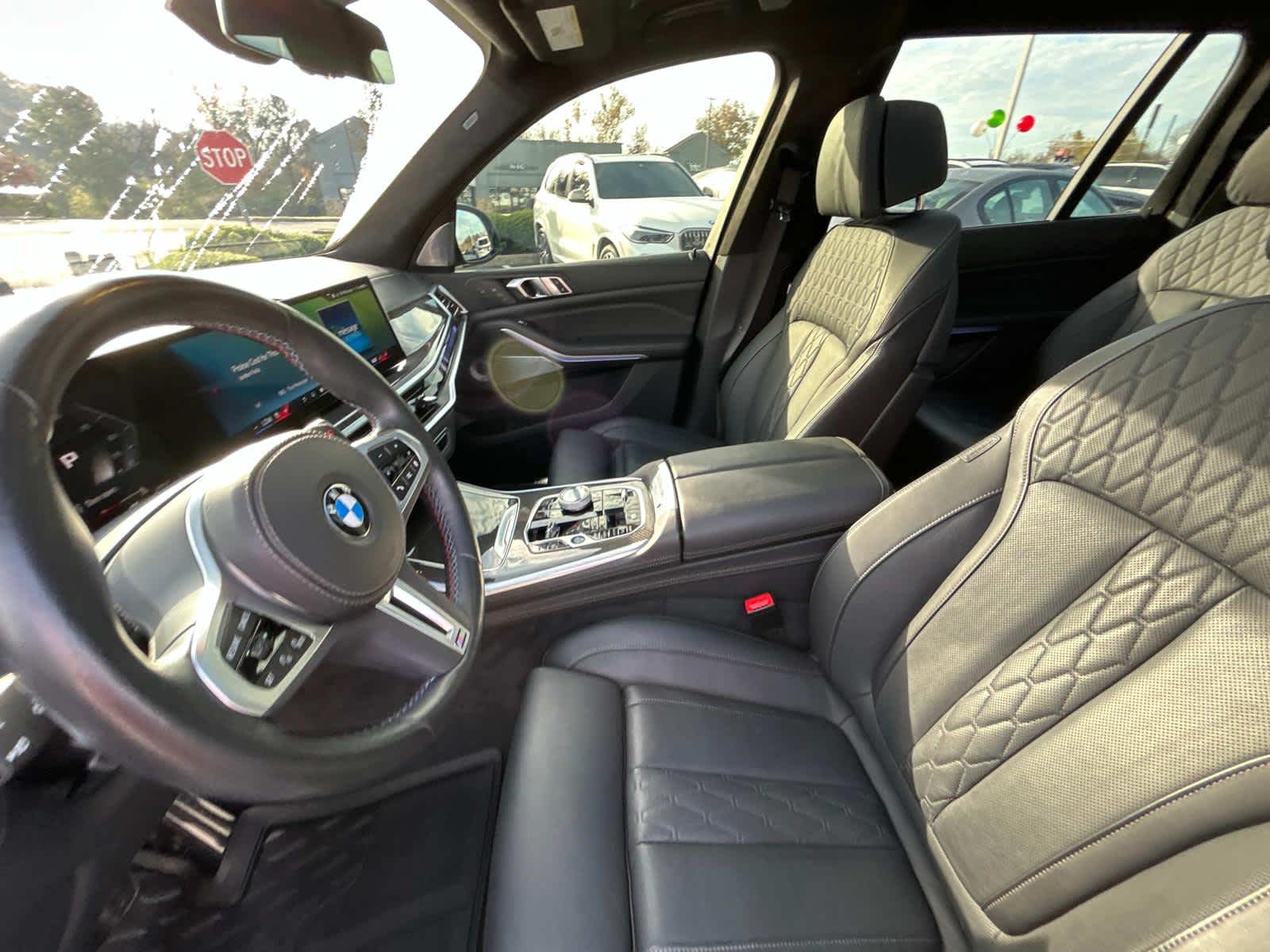 2024 BMW X7 M60i 10