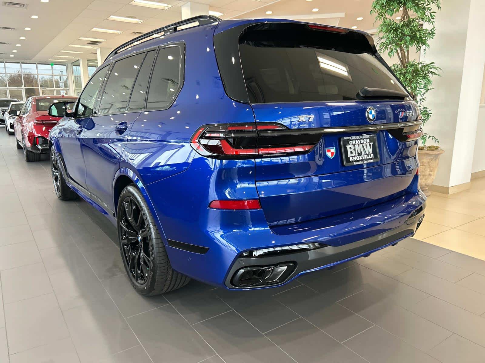 2025 BMW X7 M60i 6