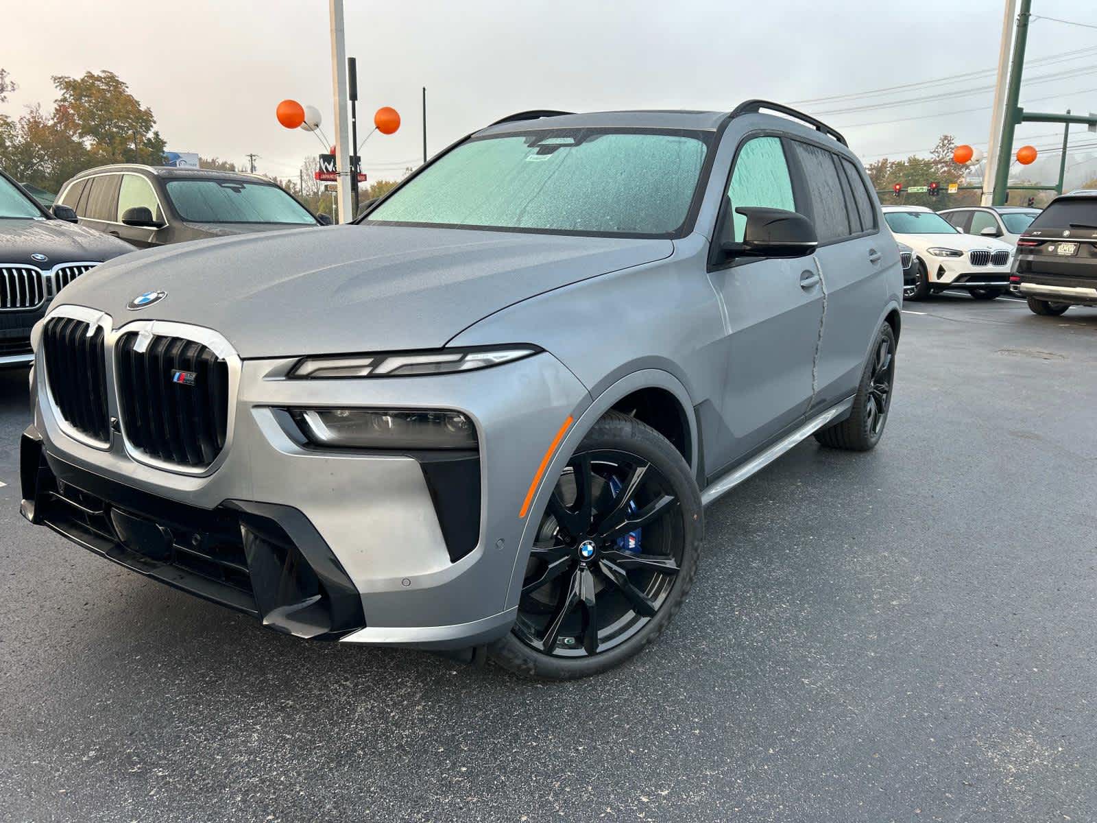 2025 BMW X7 M60i 2