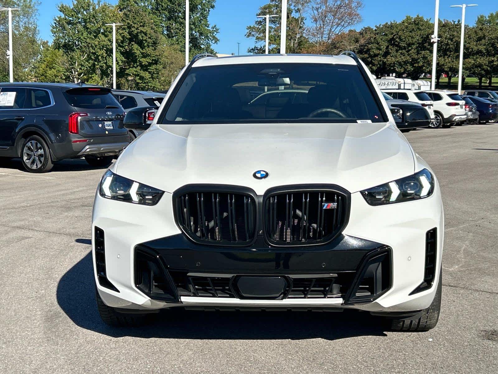 2024 BMW X5 M60i 8