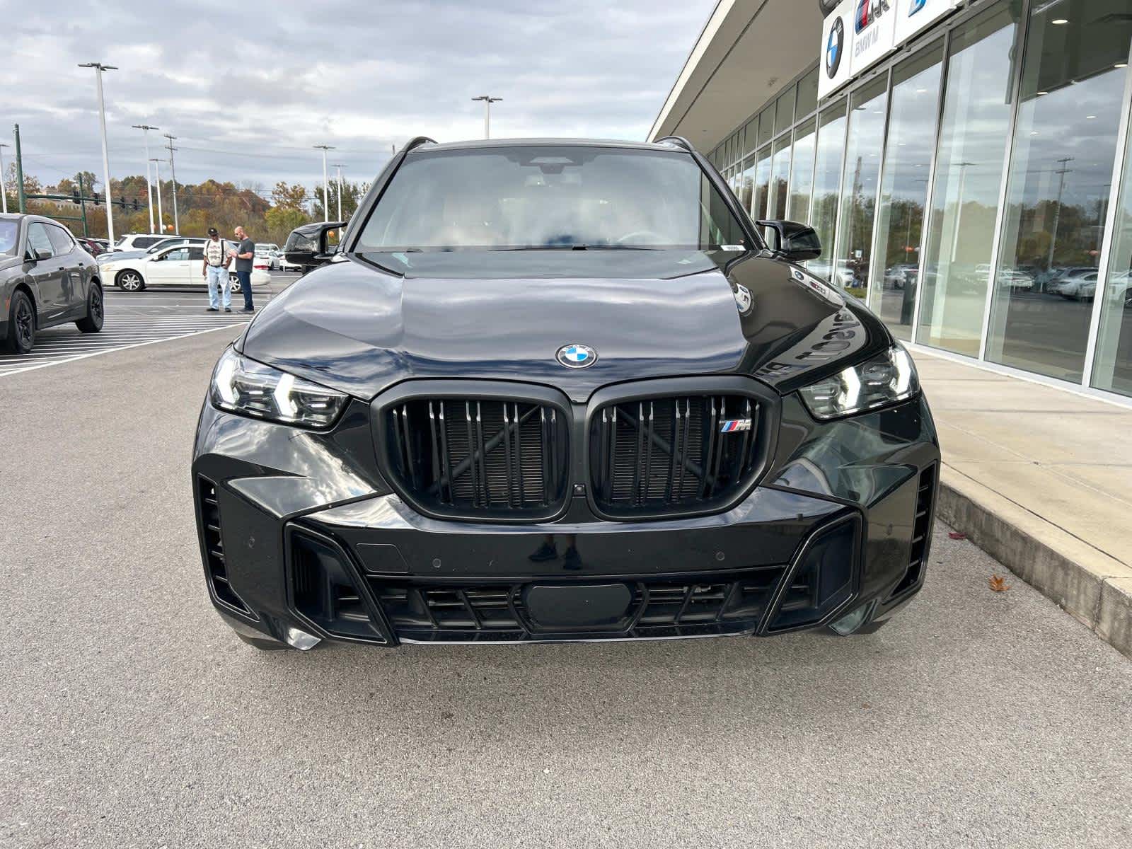 2024 BMW X5 M60i 8