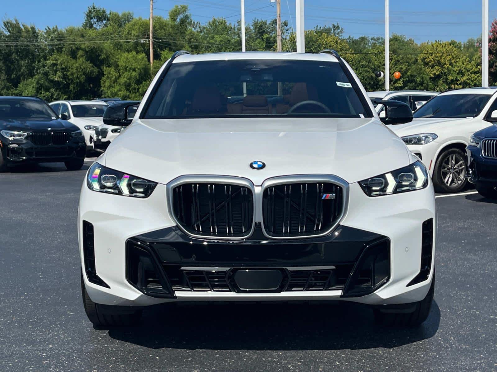 2025 BMW X5 M60i 8