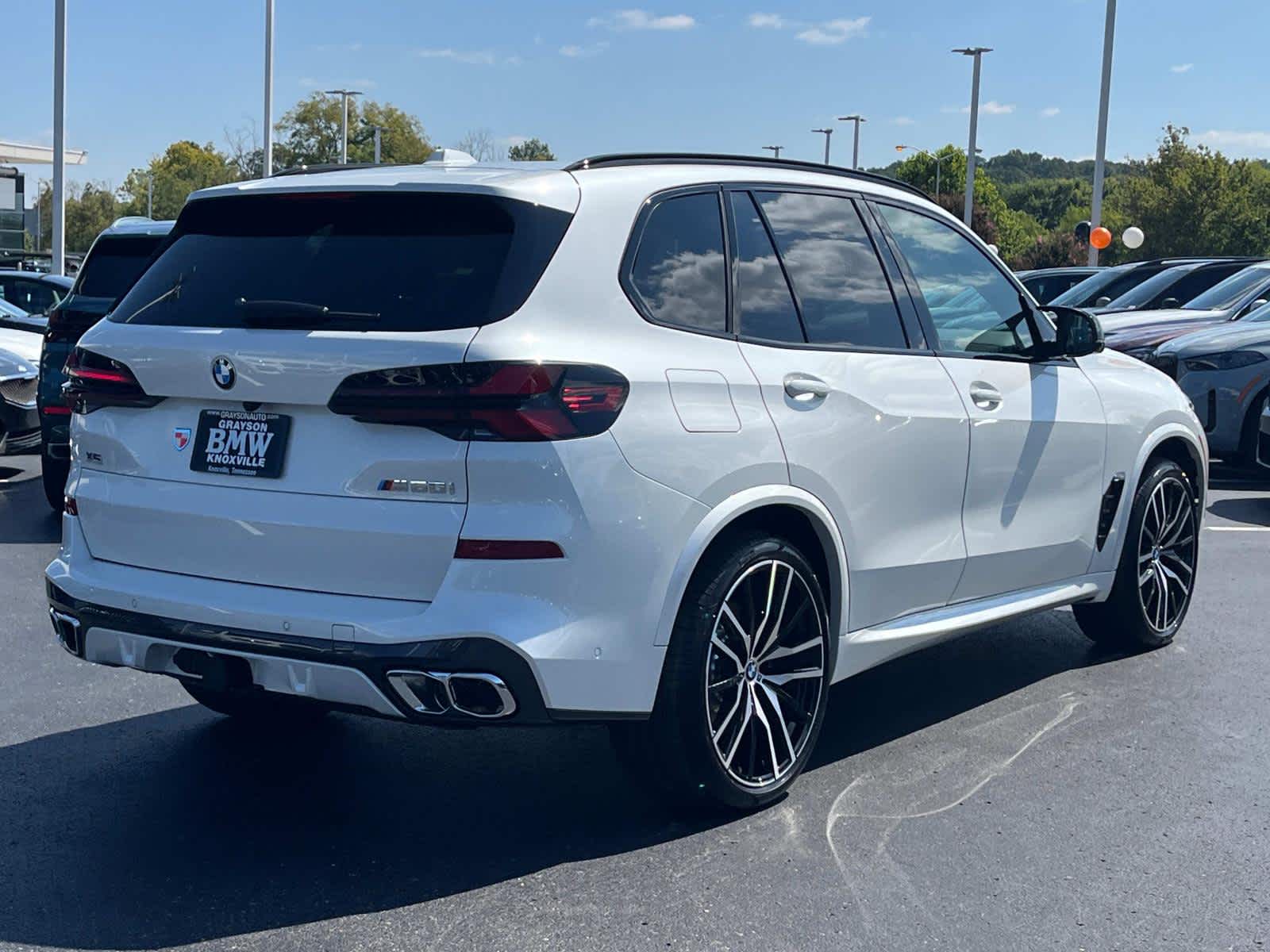 2025 BMW X5 M60i 3