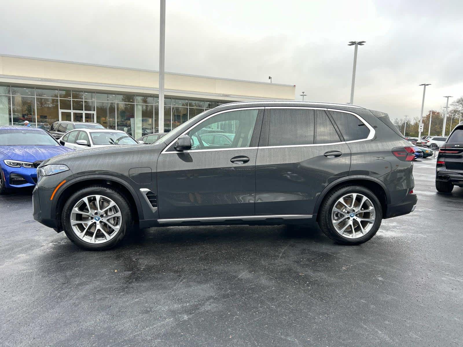 2025 BMW X5 xDrive50e 6