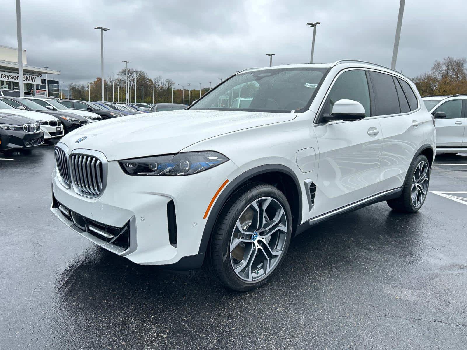 2025 BMW X5 xDrive50e 7