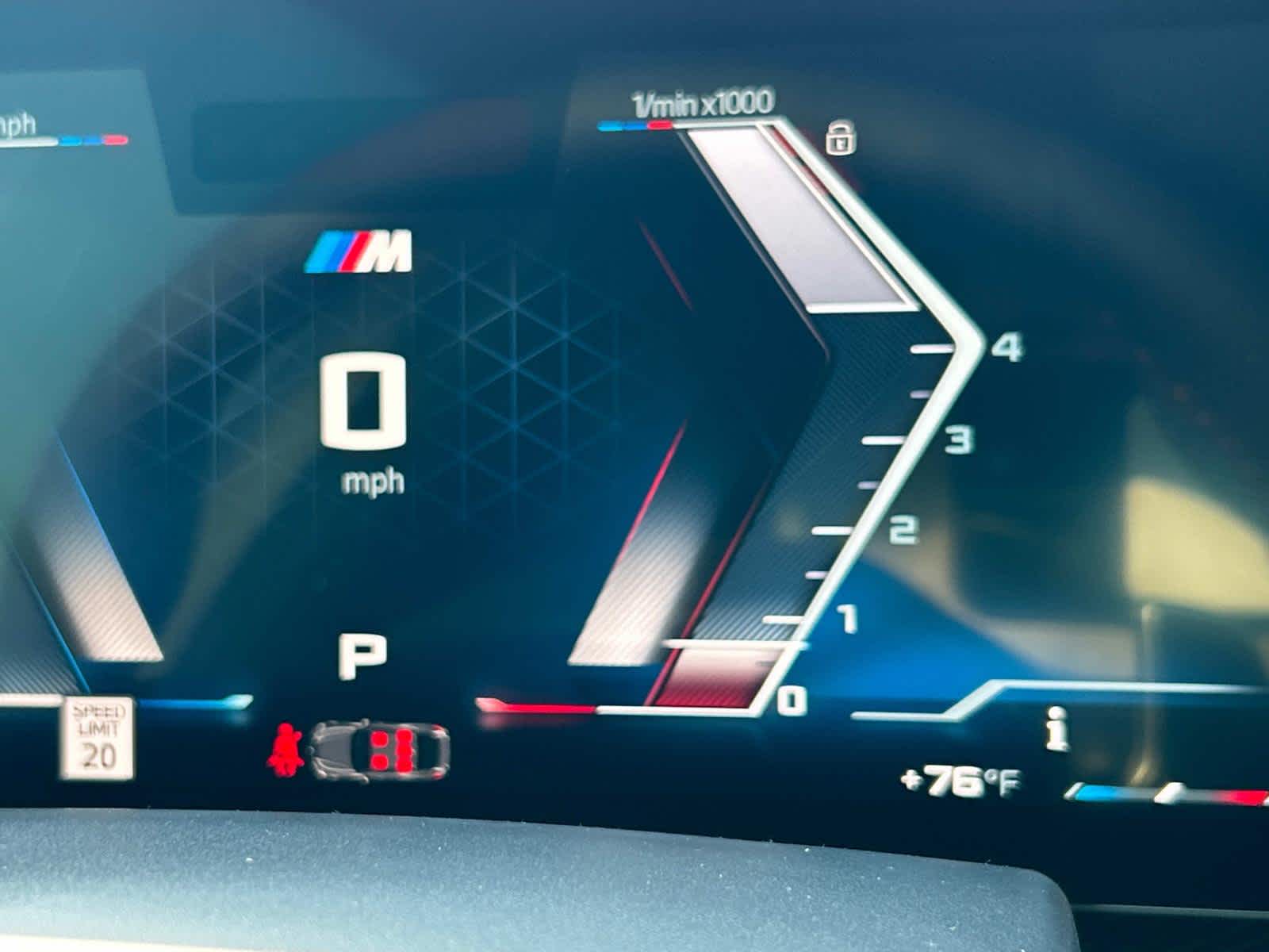 2025 BMW X6 M60i 25