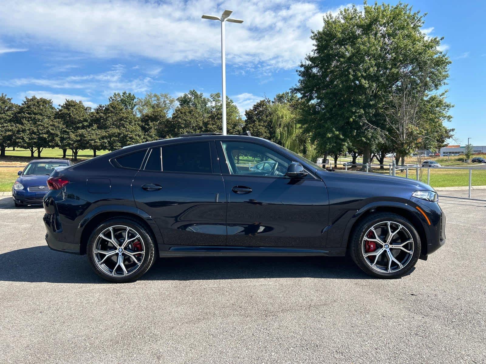 2024 BMW X6 M60i 2