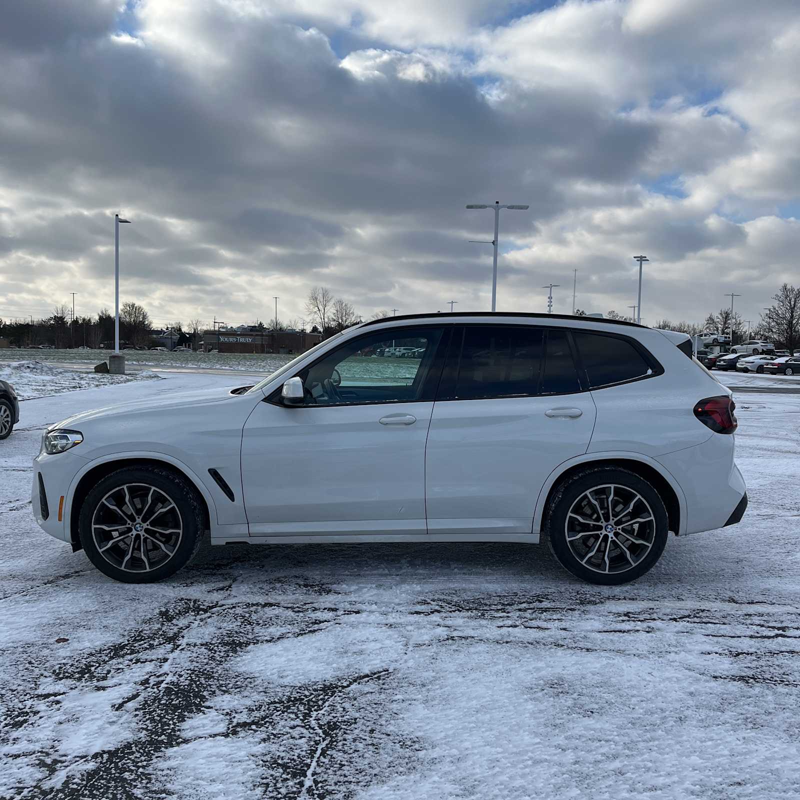 2022 BMW X3 xDrive30i 3