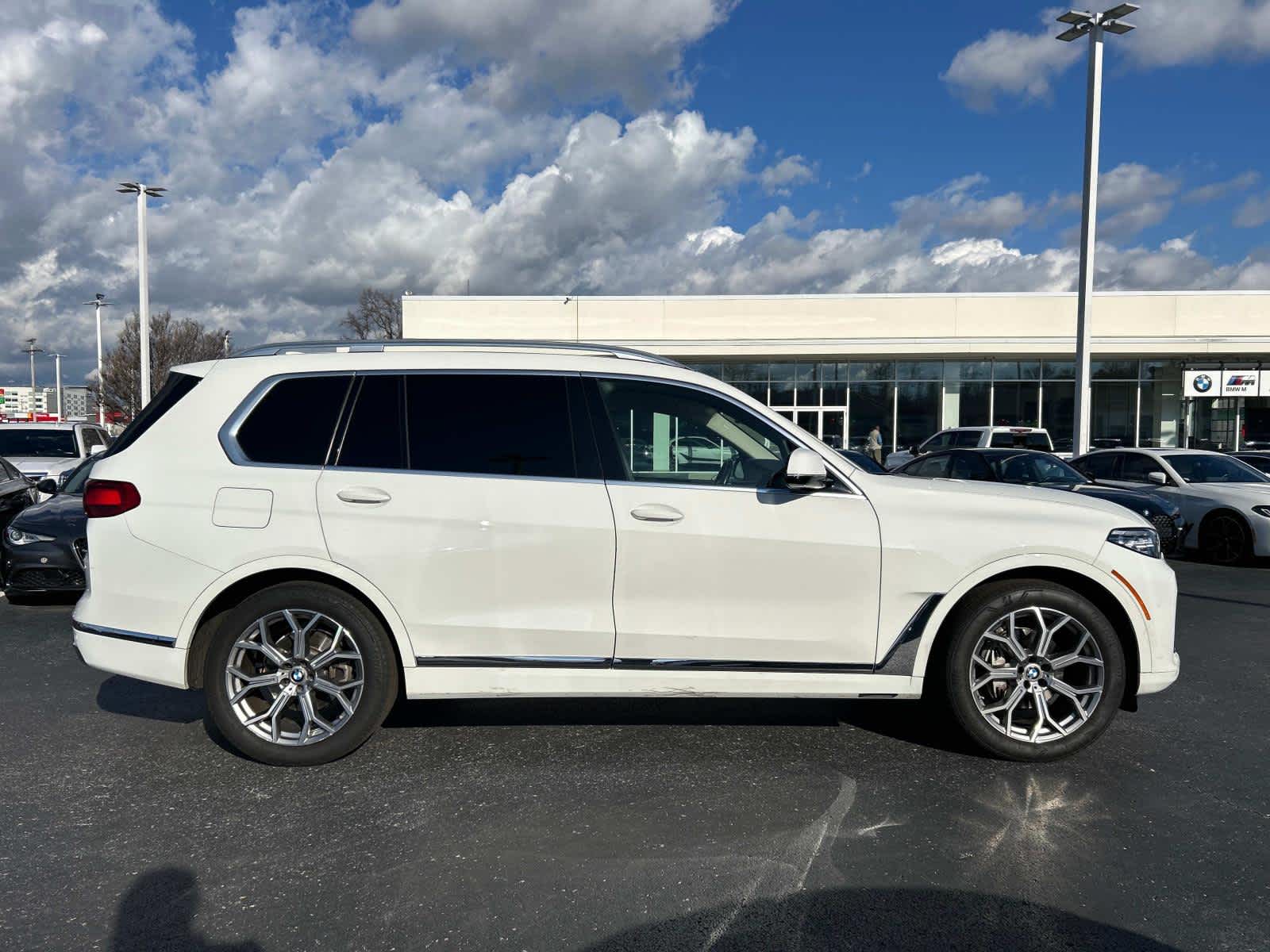 2022 BMW X7 xDrive40i 2