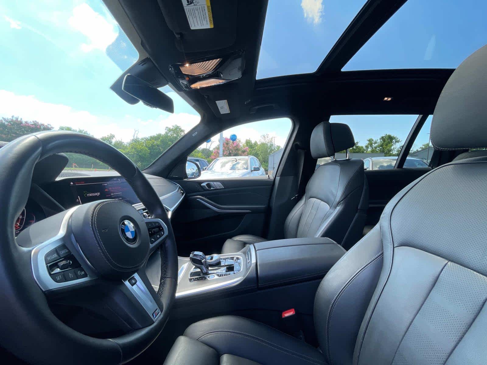 2020 BMW X7 M50i 10