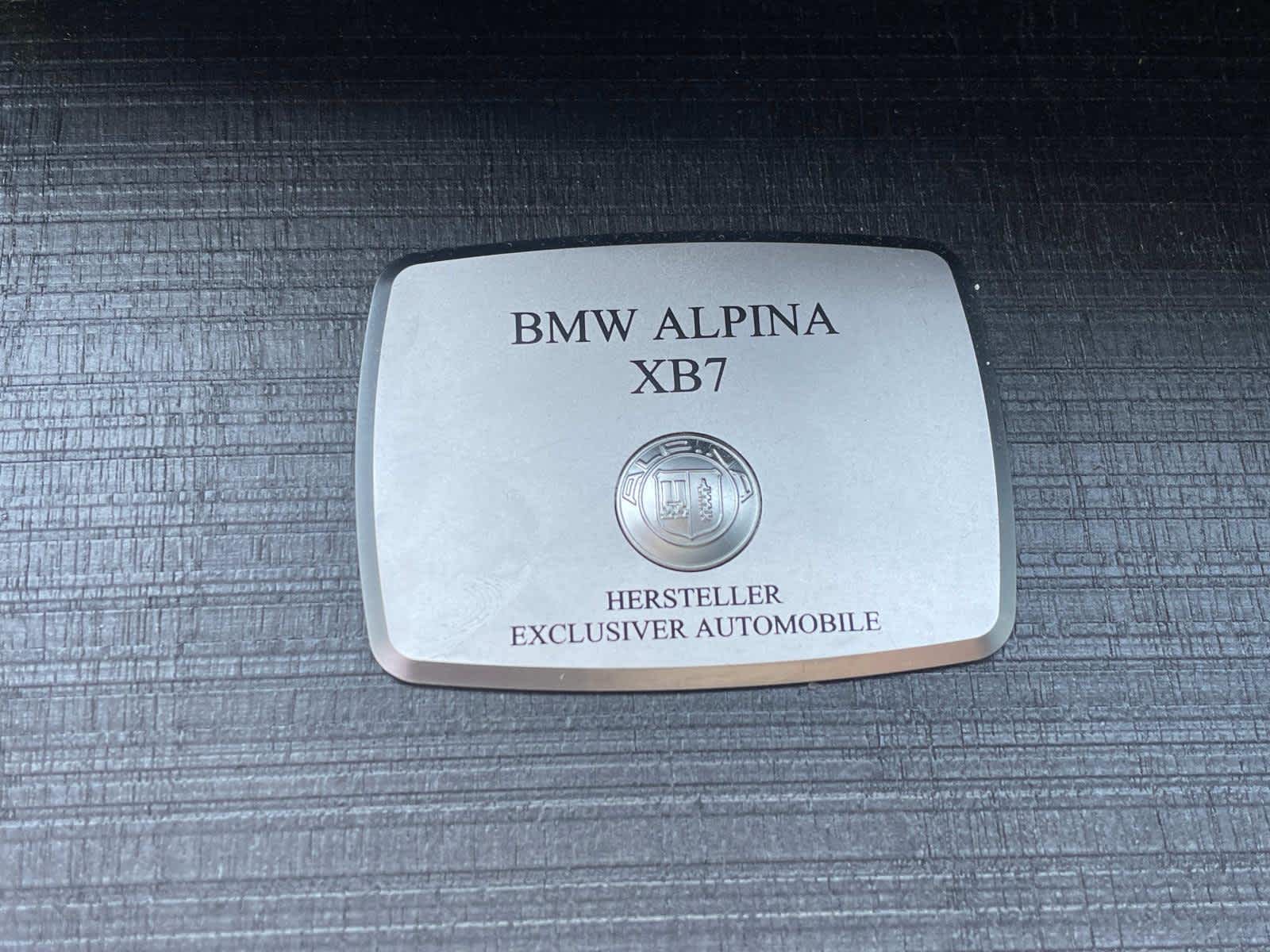 2021 BMW X7 ALPINA XB7 32