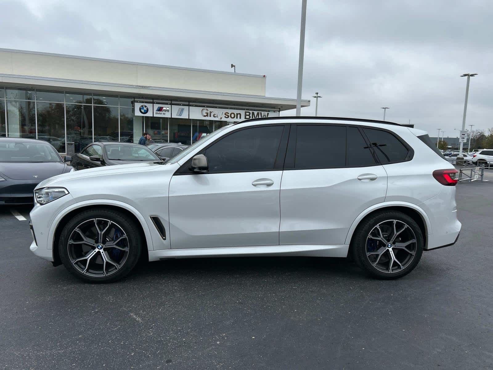 2022 BMW X5 M50i 6