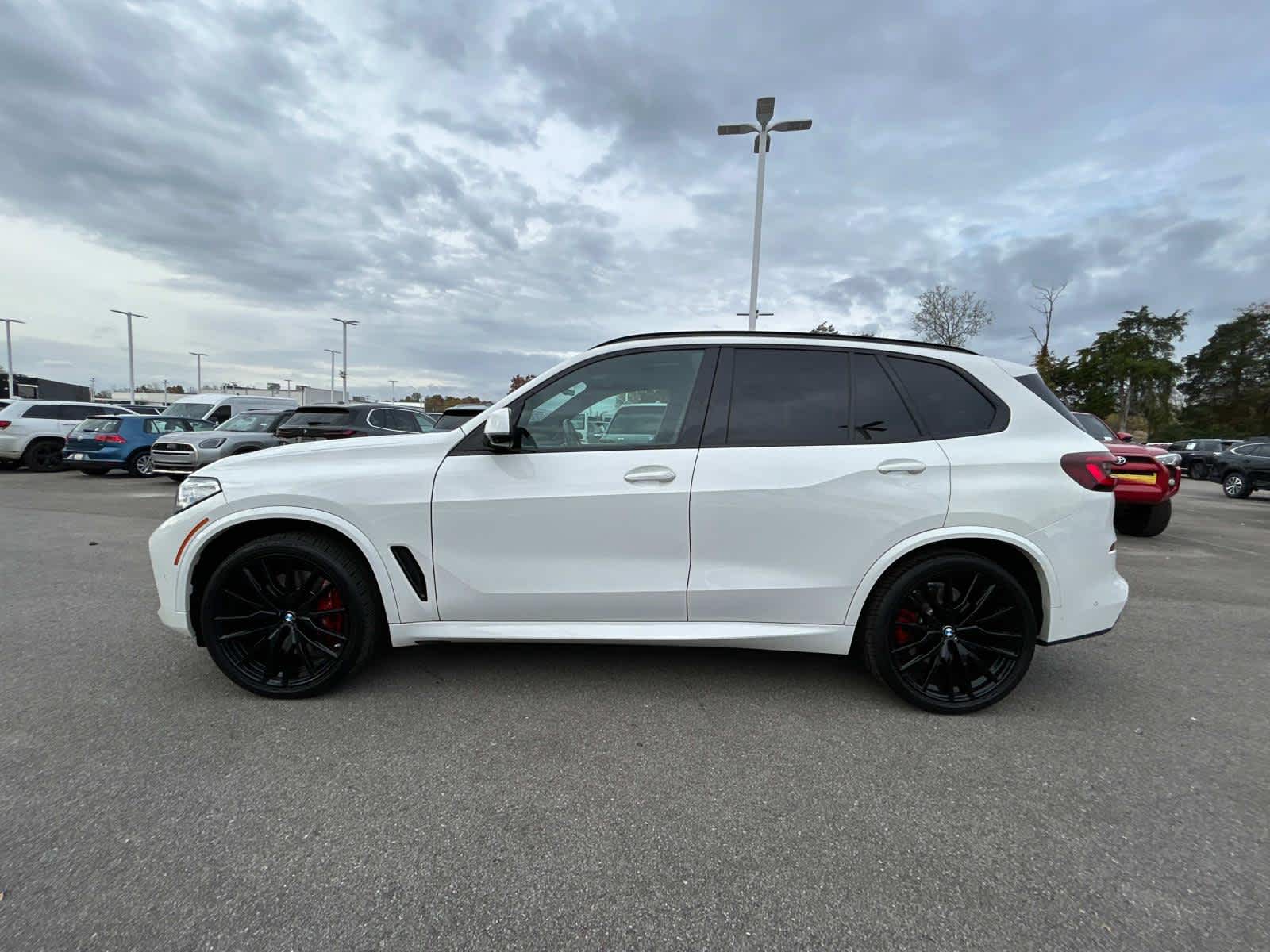 2023 BMW X5 M50i 6