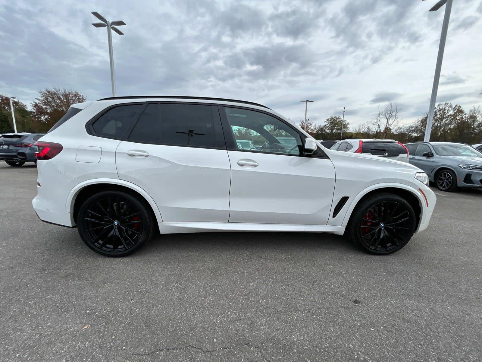 2023 BMW X5 M50i 2