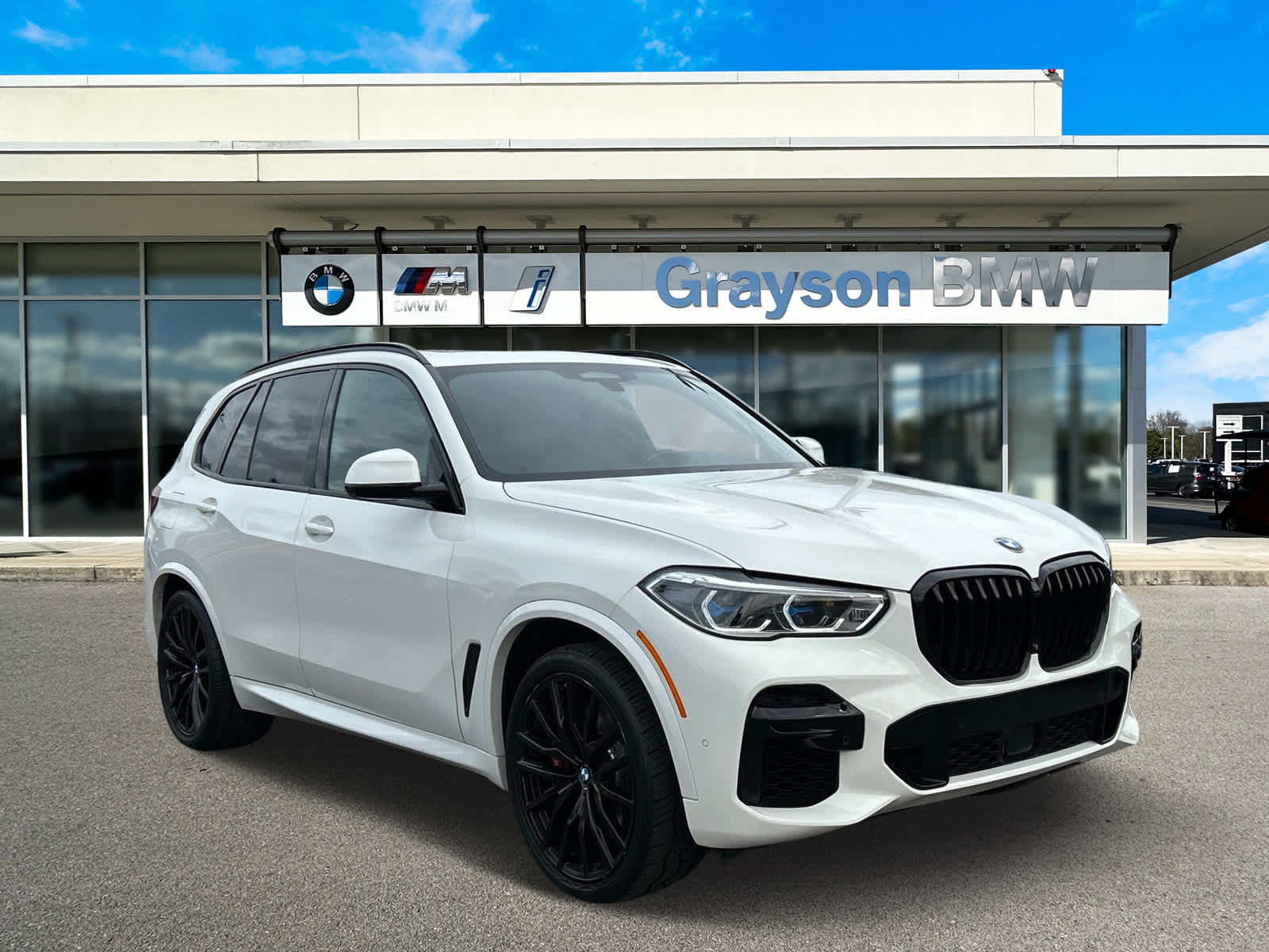 2023 BMW X5 M50i 1