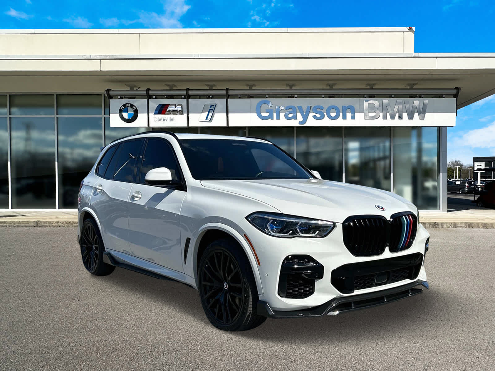 2023 BMW X5 M50i 1