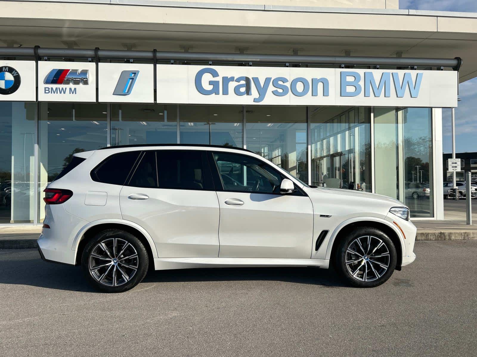 2022 BMW X5 xDrive45e 2