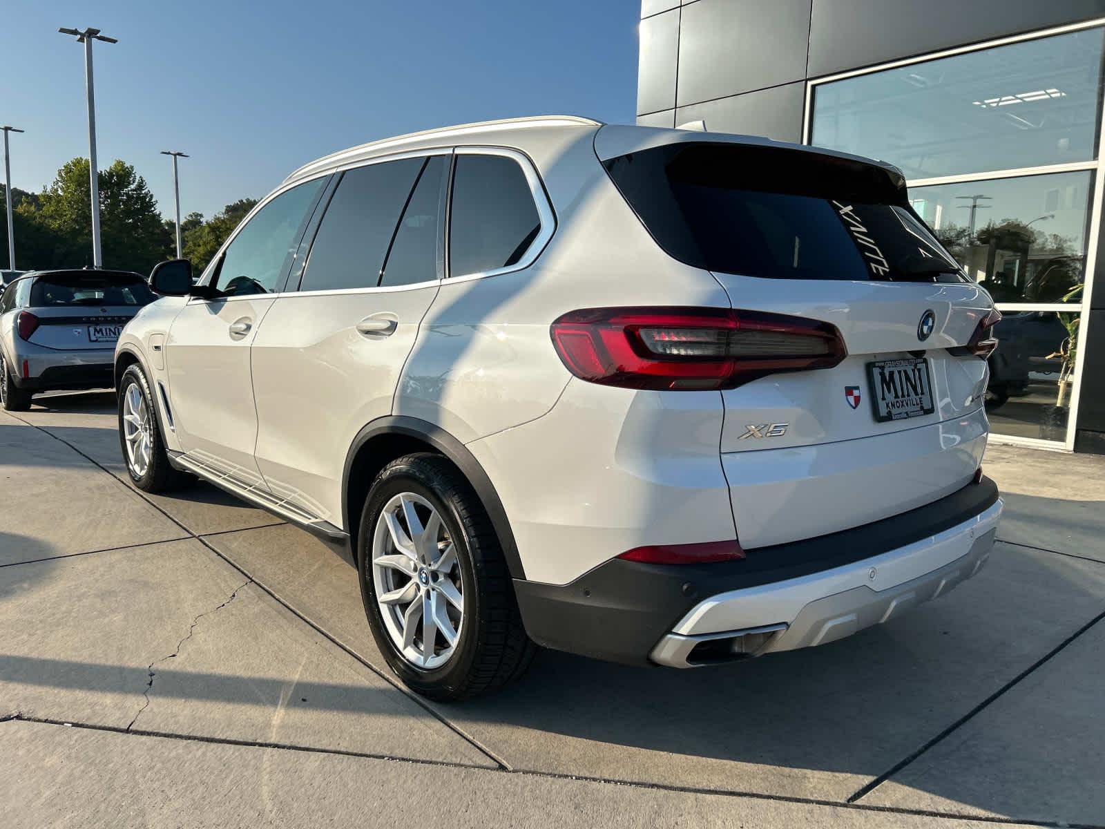 2023 BMW X5 xDrive45e 8