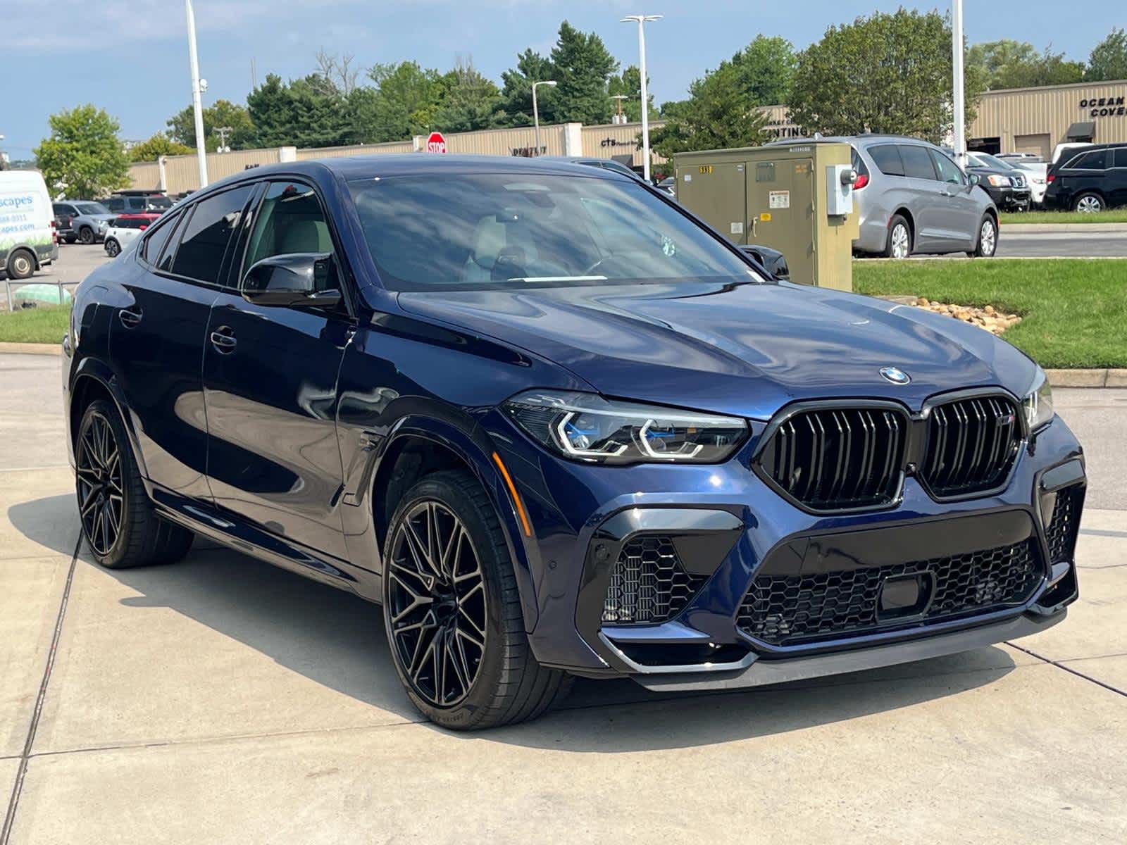 2022 BMW X6 M  6