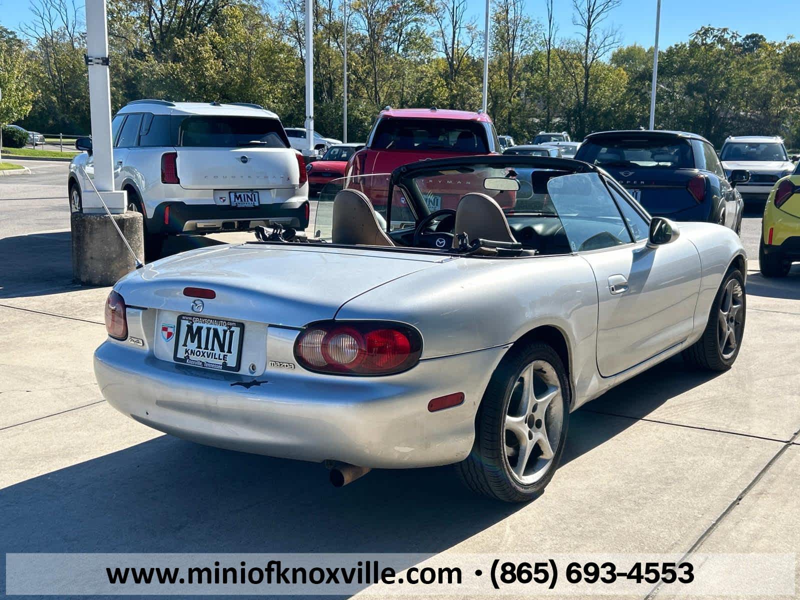 2001 Mazda MX-5 Miata Base 6