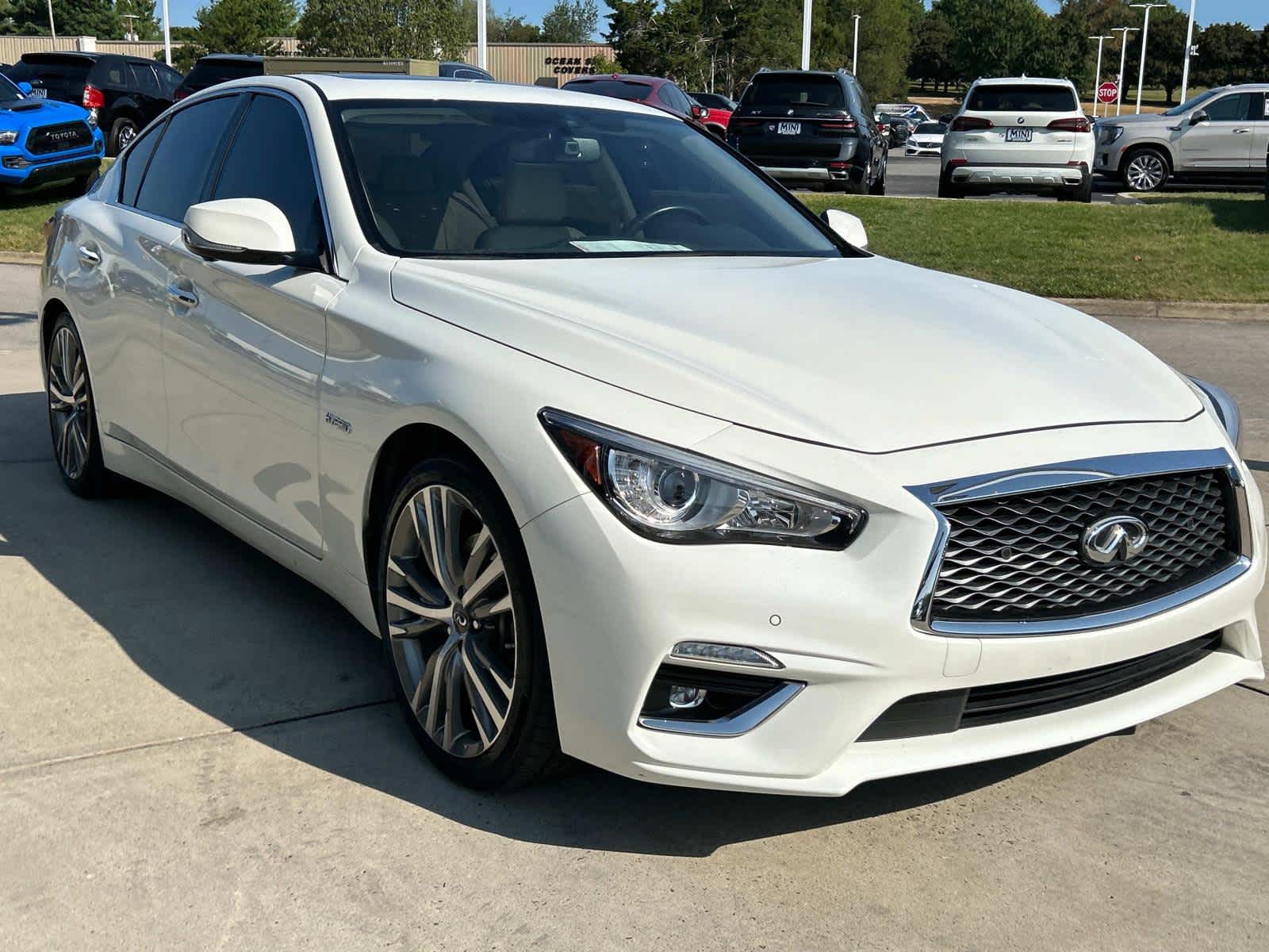 2018 INFINITI Q50 Hybrid LUXE 4