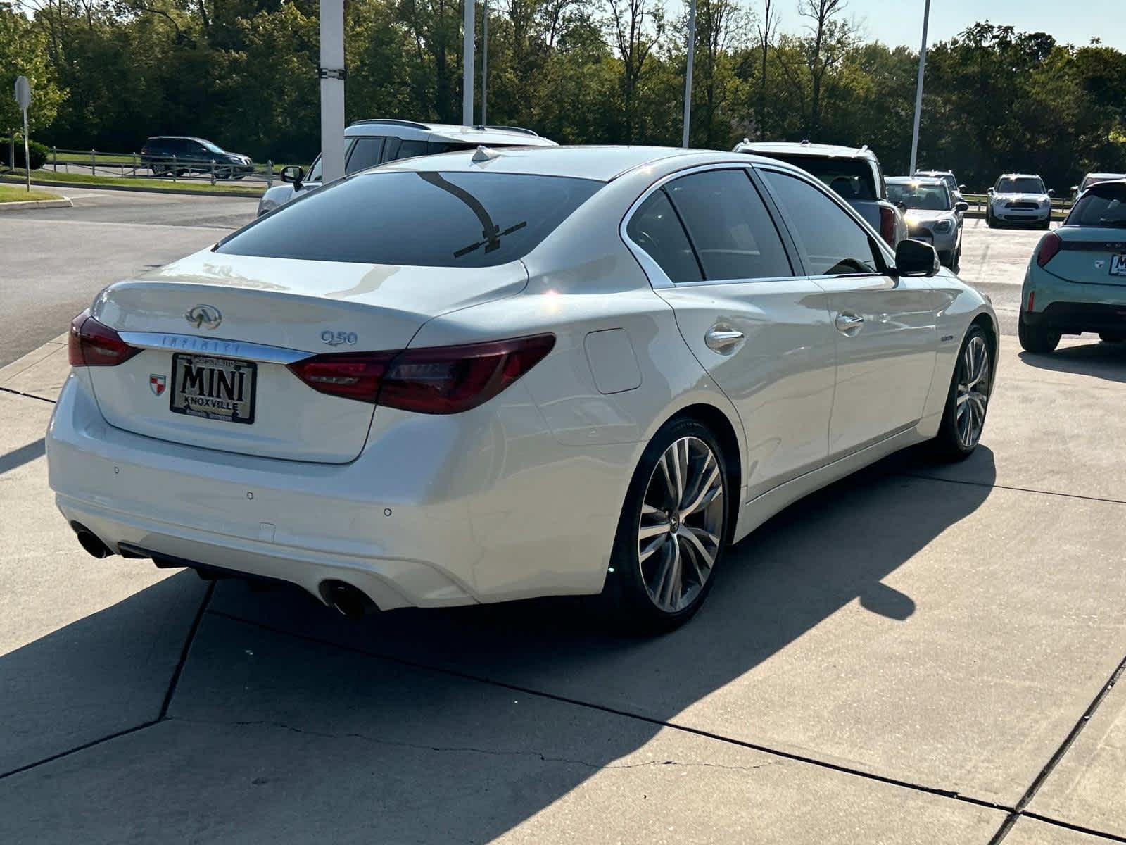 2018 INFINITI Q50 Hybrid LUXE 6