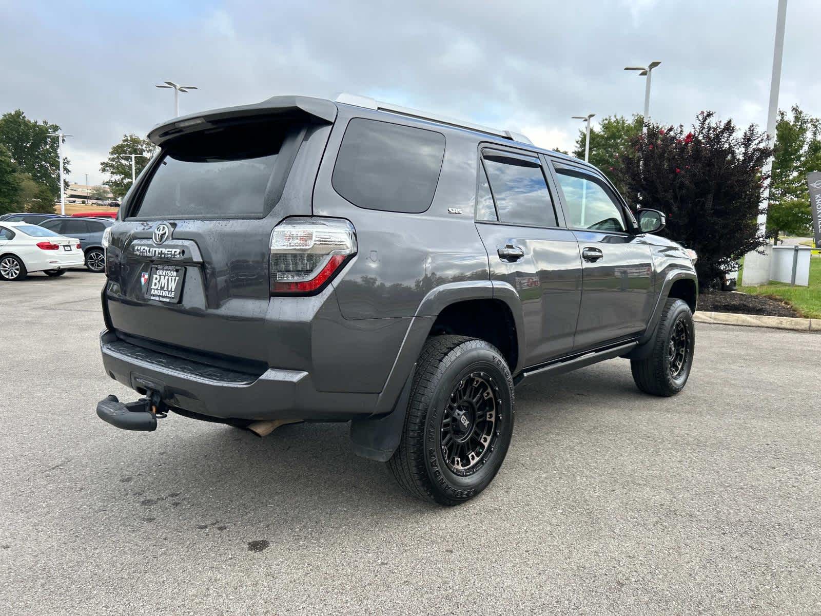 2018 Toyota 4Runner SR5 3