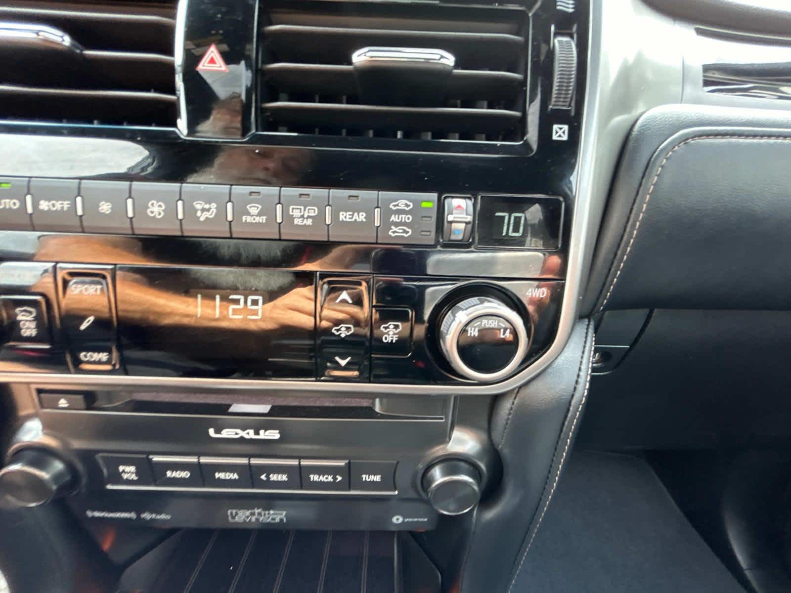 2023 Lexus GX GX 460 Luxury 28