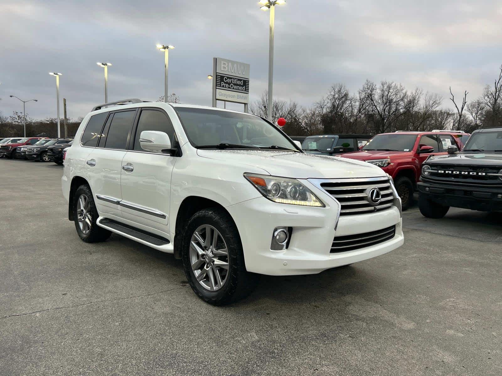 2013 Lexus LX 570  1