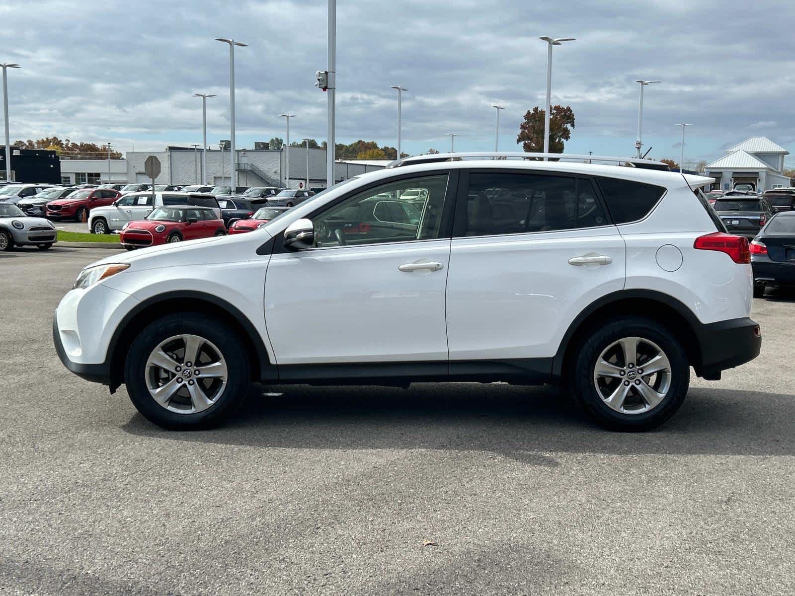 2015 Toyota RAV4 XLE 6