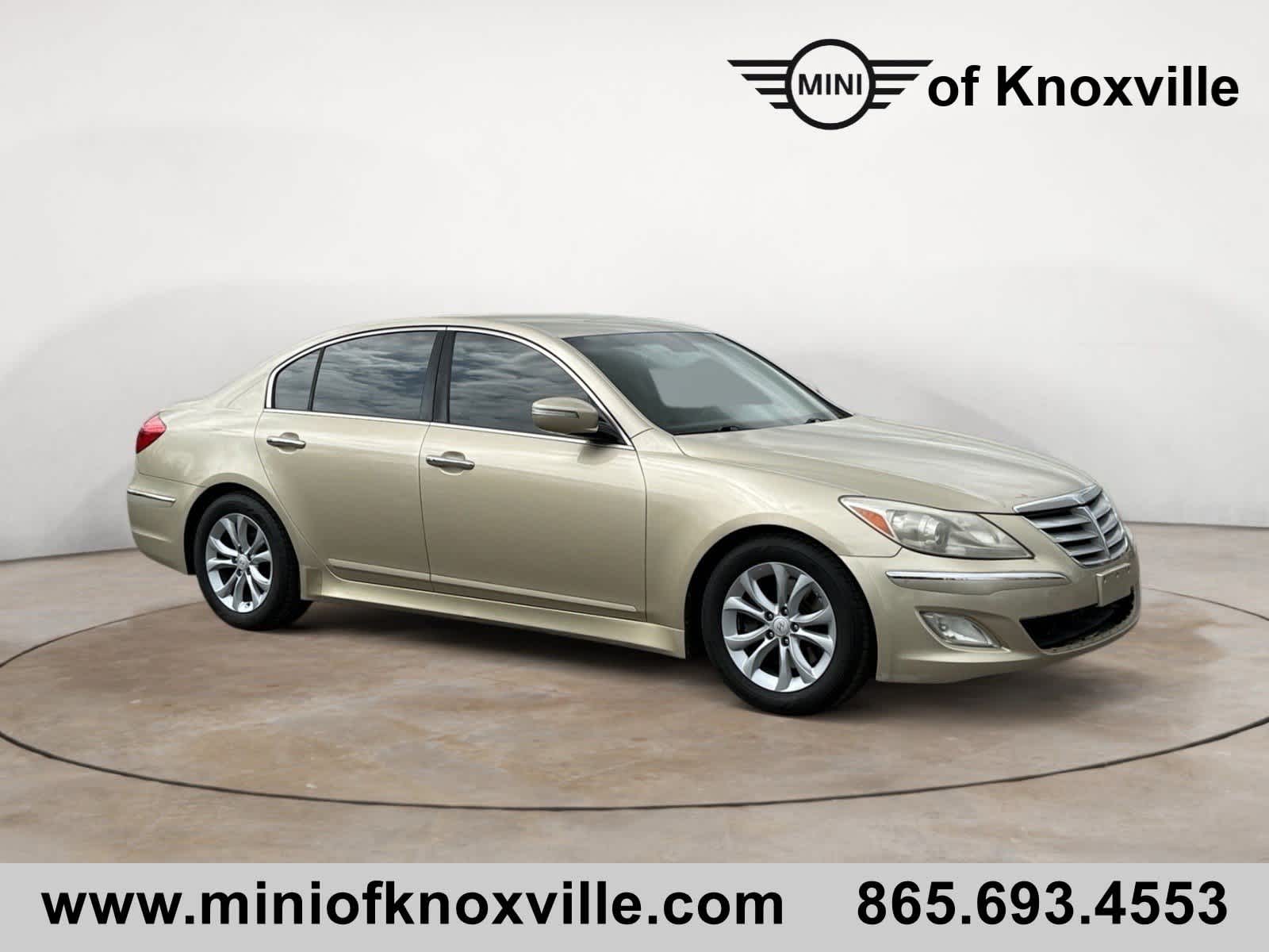 2012 Hyundai Genesis 3.8 RWD