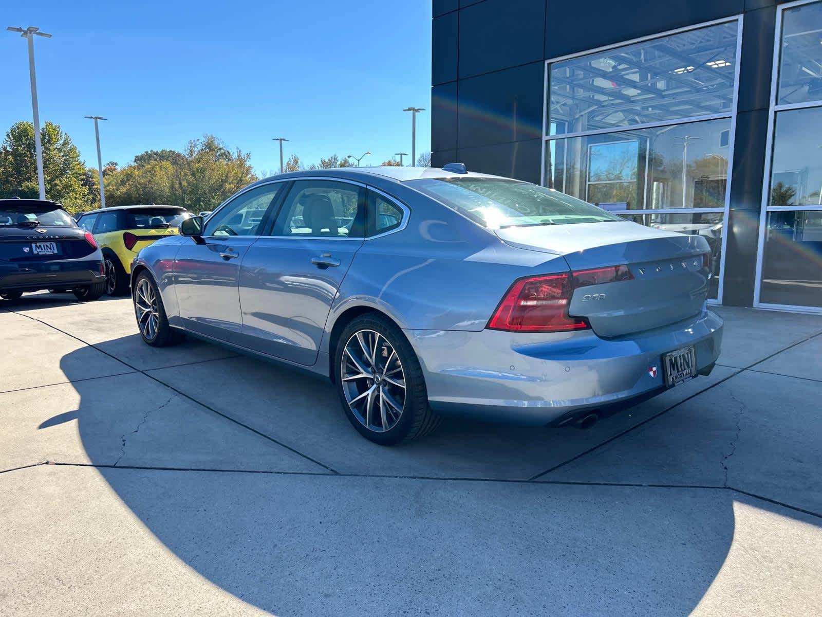 2018 Volvo S90 Momentum 8