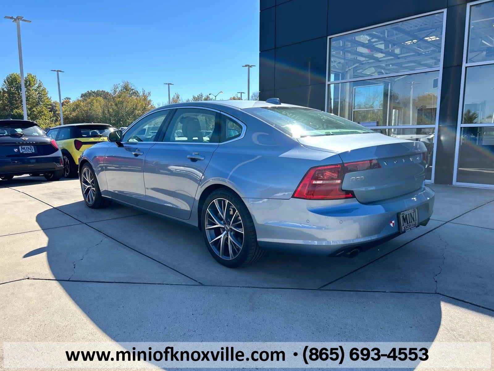 2018 Volvo S90 Momentum 8