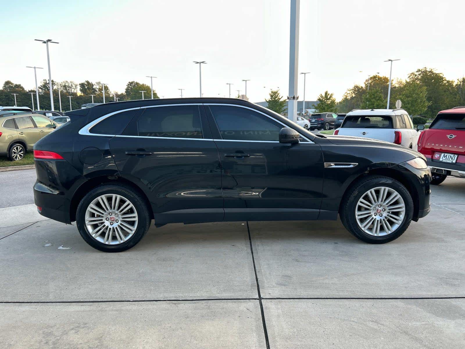 2019 Jaguar F-PACE 25t Premium 5