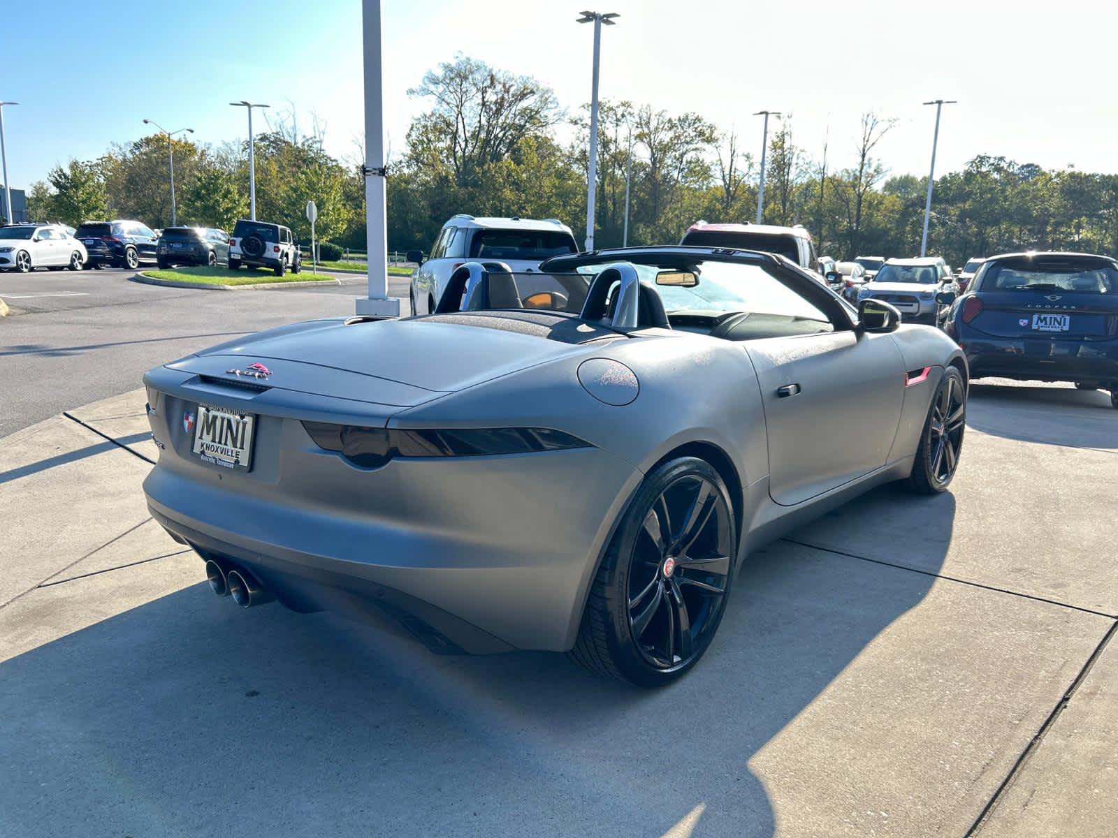 2016 Jaguar F-TYPE  6