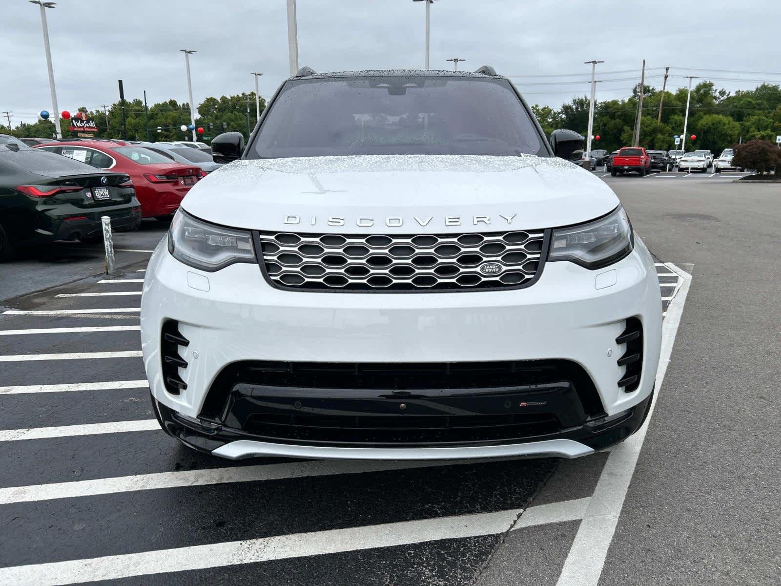 2023 Land Rover Discovery Metropolitan Edition 8