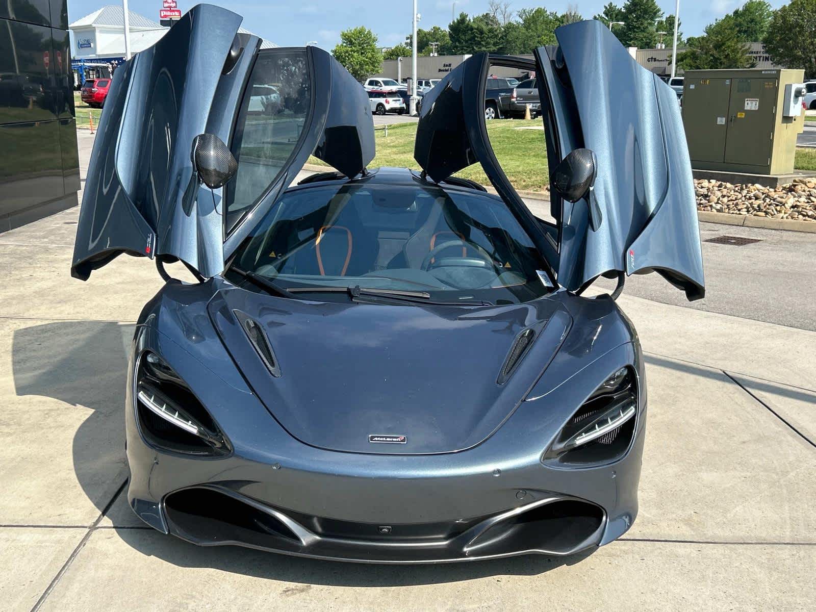 2018 McLaren 720S Performance 31