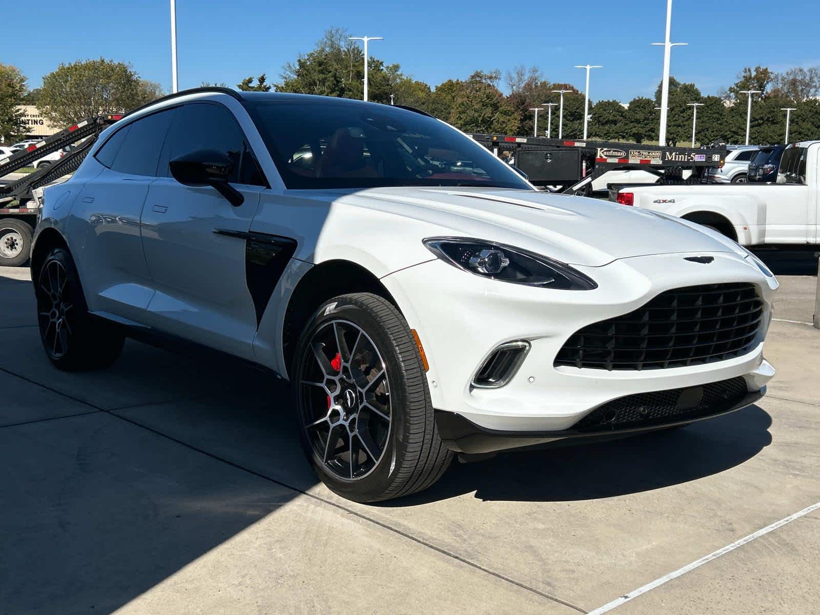 2021 Aston Martin DBX  4