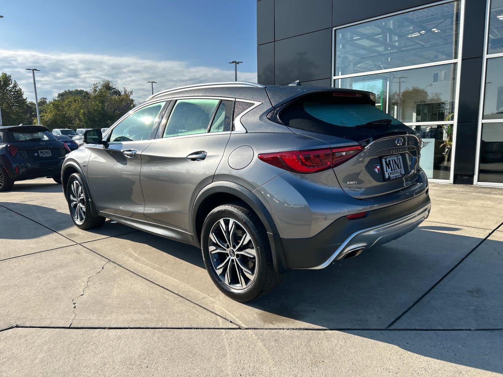 2019 INFINITI QX30 ESSENTIAL 8