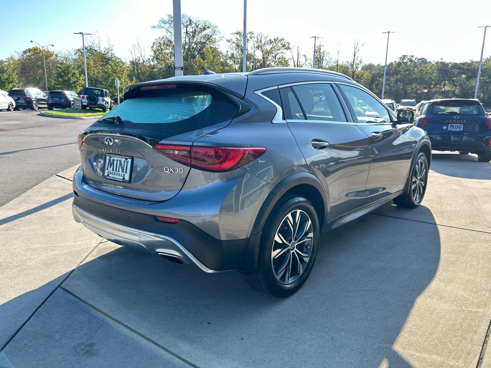 2019 INFINITI QX30 ESSENTIAL 6