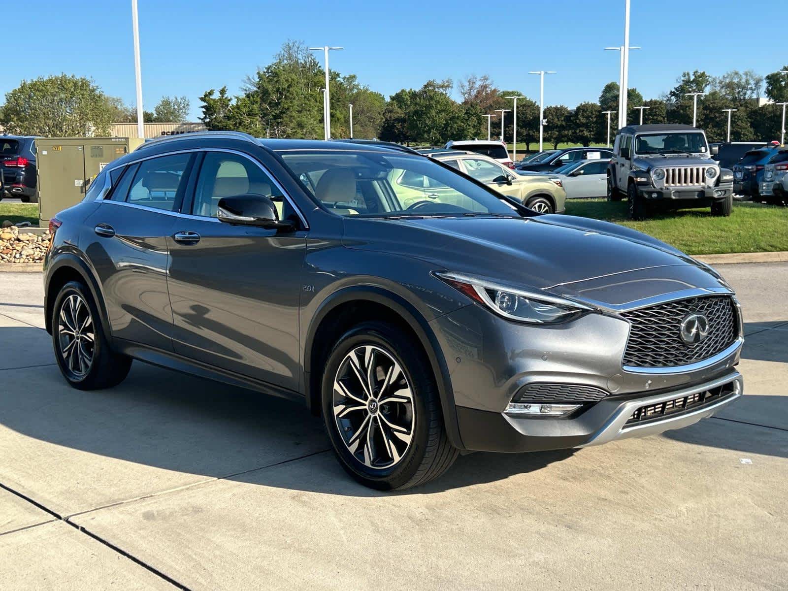 2019 INFINITI QX30 ESSENTIAL 4