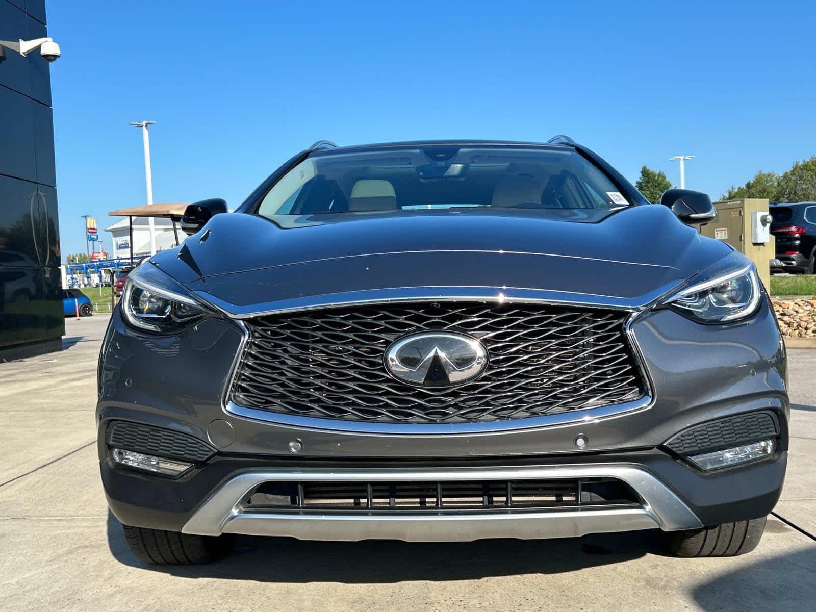 2019 INFINITI QX30 ESSENTIAL 3