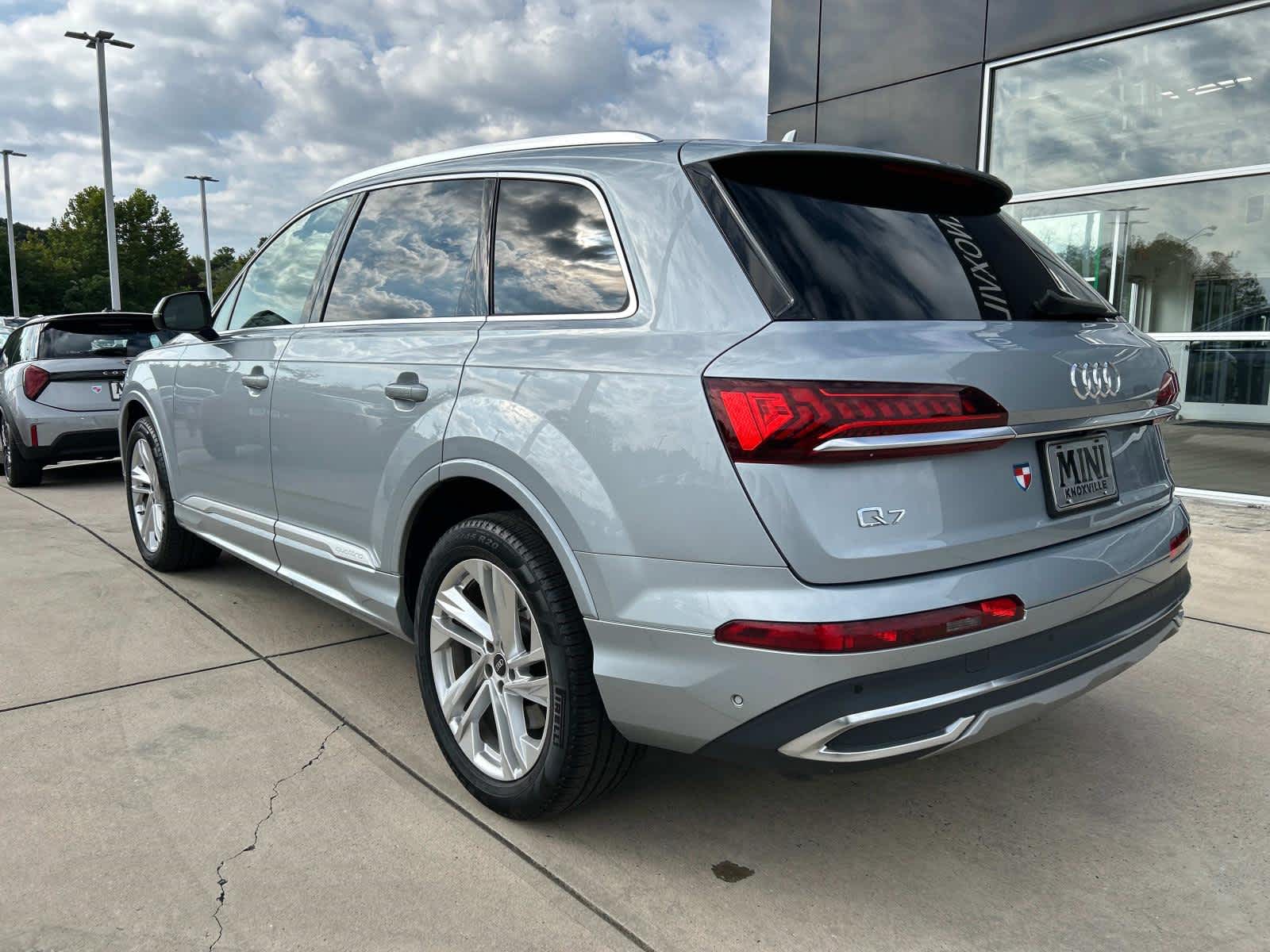 2023 Audi Q7 Premium Plus 8