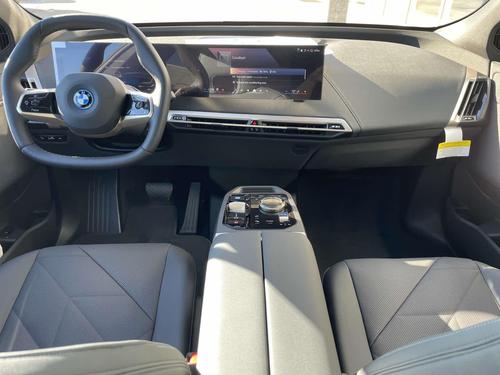 2024 BMW iX xDrive50 19