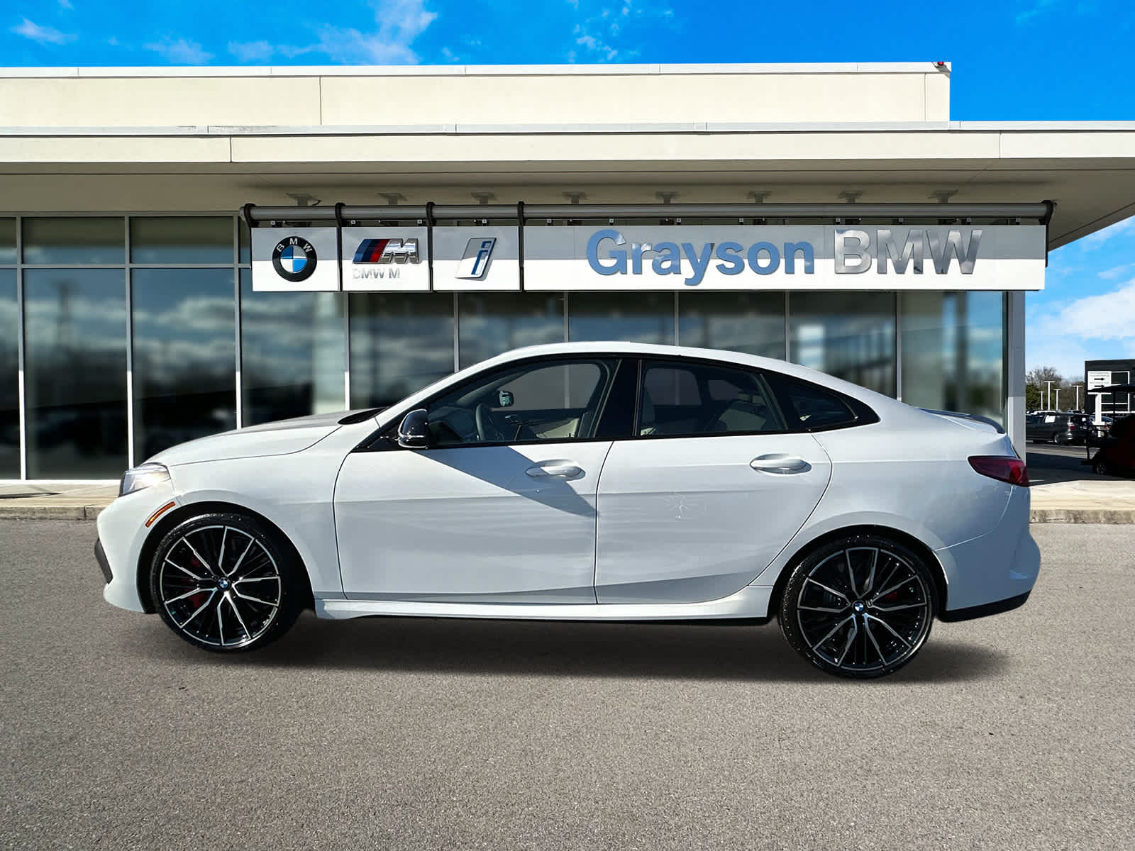 2024 BMW 2 Series M235i xDrive 1